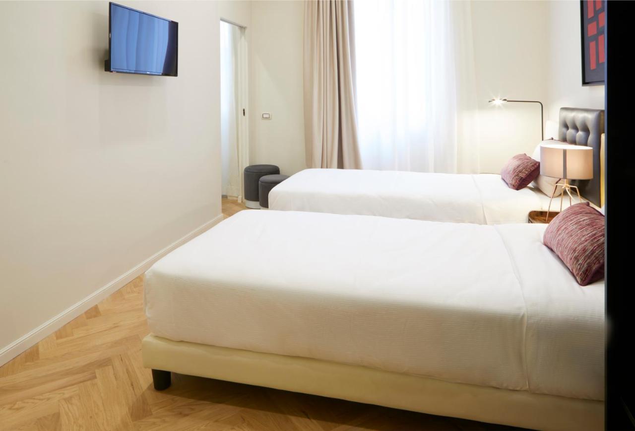 Casa Vittoria Napoli - Santa Lucia Bed and Breakfast Εξωτερικό φωτογραφία