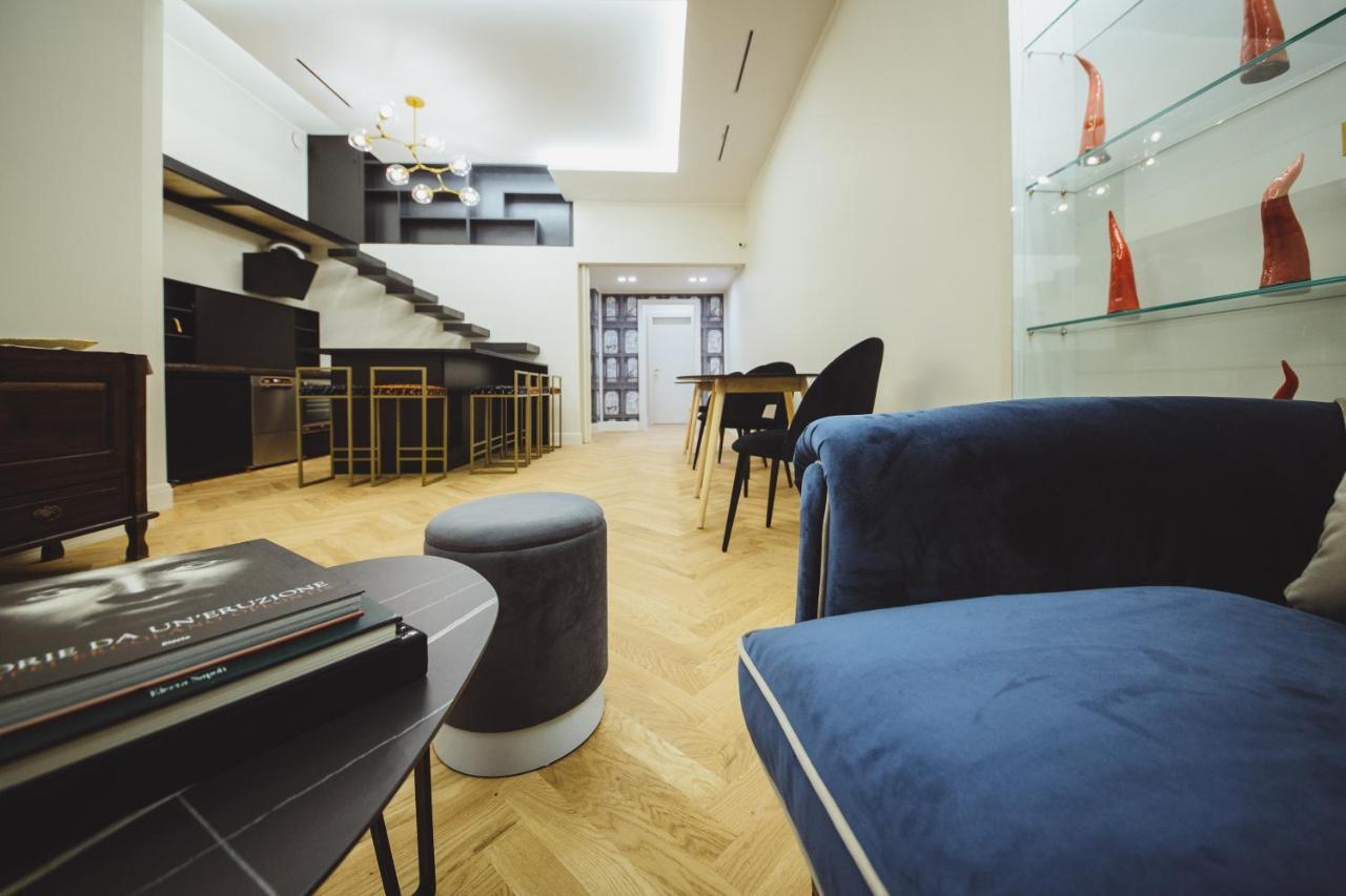 Casa Vittoria Napoli - Santa Lucia Bed and Breakfast Εξωτερικό φωτογραφία