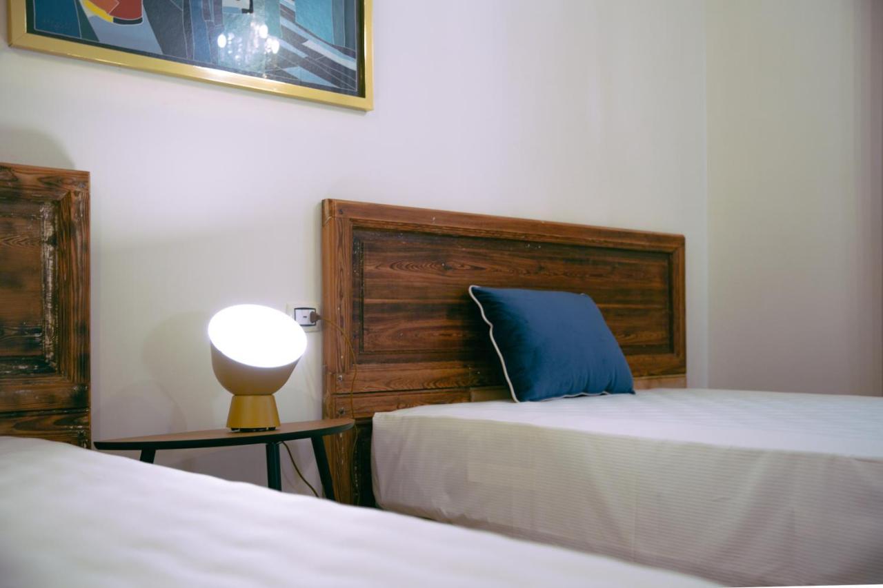 Casa Vittoria Napoli - Santa Lucia Bed and Breakfast Εξωτερικό φωτογραφία
