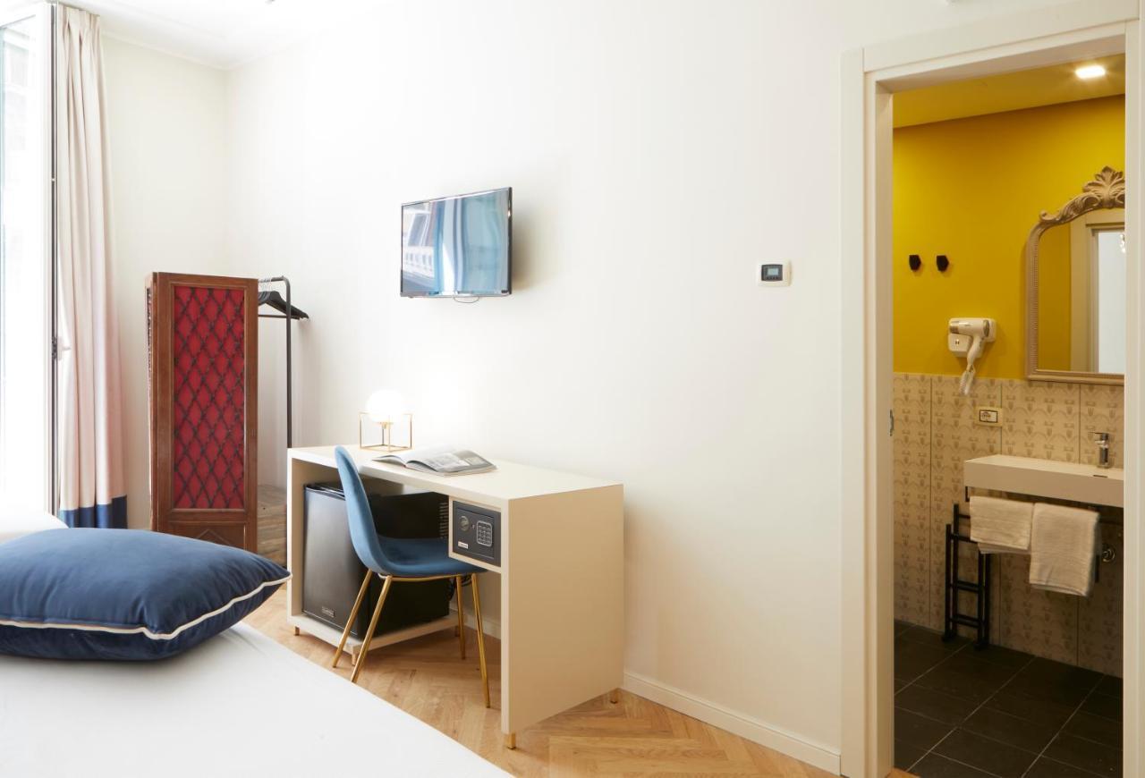 Casa Vittoria Napoli - Santa Lucia Bed and Breakfast Εξωτερικό φωτογραφία