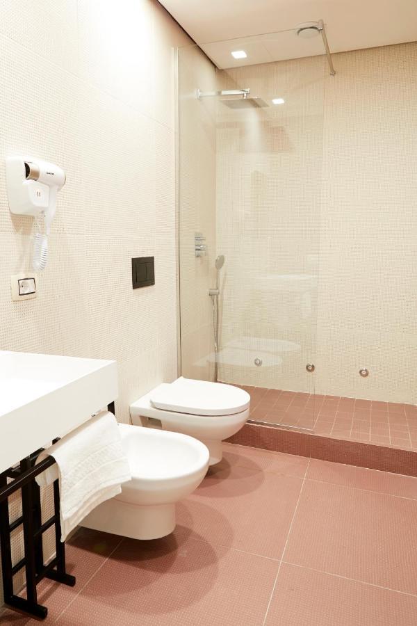 Casa Vittoria Napoli - Santa Lucia Bed and Breakfast Εξωτερικό φωτογραφία